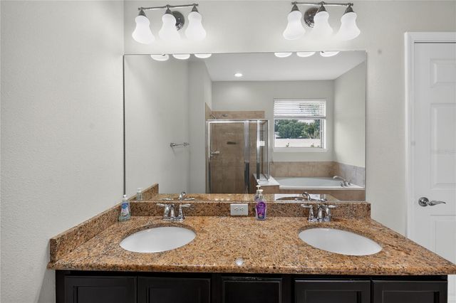 2130 LANDSIDE DRIVE, Valrico, FL 33594