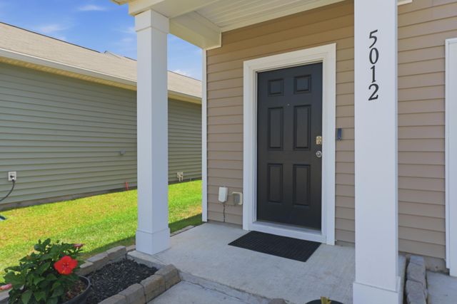 5012 Ferry Field Drive, Summerville, SC 29485