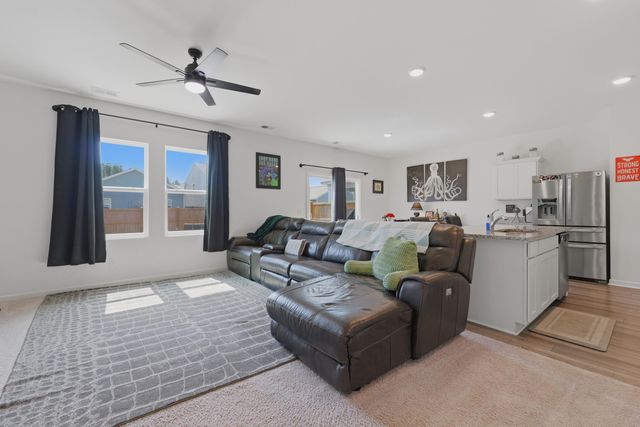 5012 Ferry Field Drive, Summerville, SC 29485