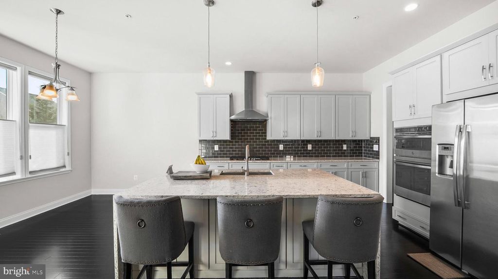 1639 STREAM VALLEY OVERLOOK, Severn, MD 21144
