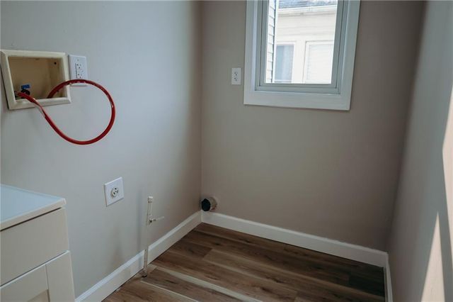 1905 Mitchell Avenue, St Joseph, MO 64507