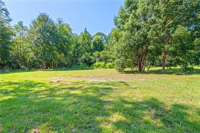 9451 Three Notch Road, Theodore, AL 36582