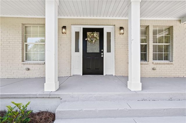 9451 Three Notch Road, Theodore, AL 36582