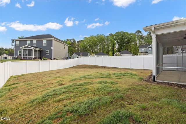 1041 Ringhill Bluff Drive, Durham, NC 27704