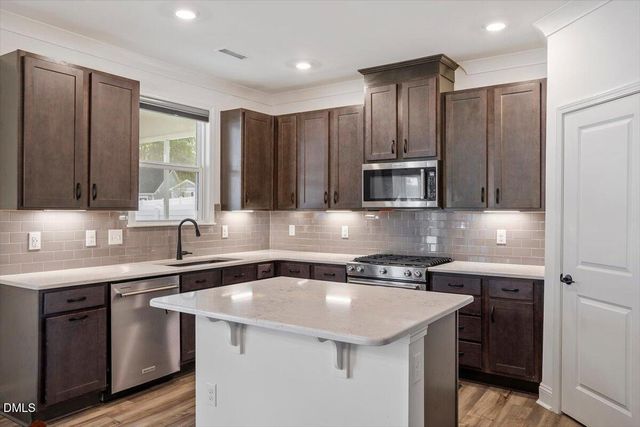 1041 Ringhill Bluff Drive, Durham, NC 27704