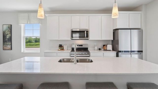 524 Oak Opening Drive, Stoughton, WI 53589