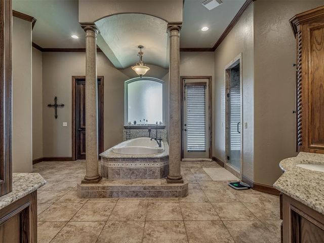 1826 County Road 1210, Tuttle, OK 73089