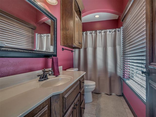 1826 County Road 1210, Tuttle, OK 73089