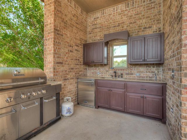 1826 County Road 1210, Tuttle, OK 73089