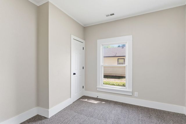 327 Residence St, El Dorado, KS 67042