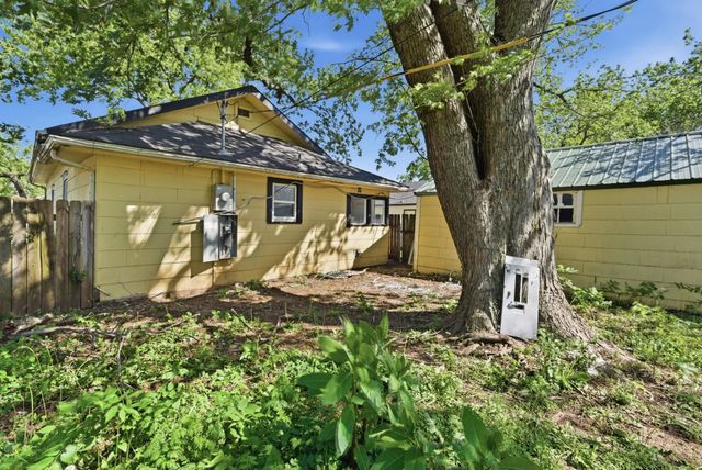 327 Residence St, El Dorado, KS 67042