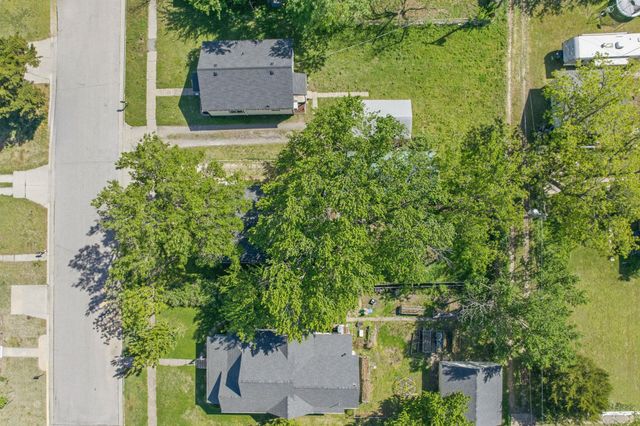327 Residence St, El Dorado, KS 67042