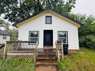 327 Residence St, El Dorado, KS 67042