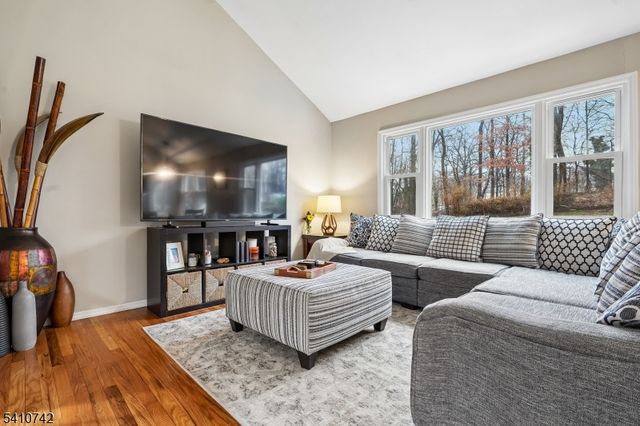 477 South Ave, Fanwood Boro, NJ 07023