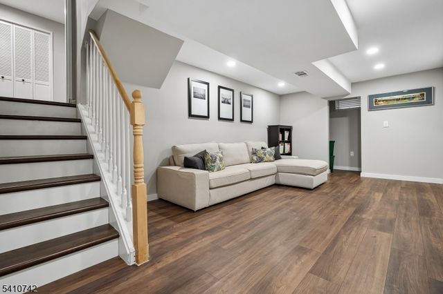 477 South Ave, Fanwood Boro, NJ 07023