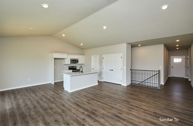 1705 20th Avenue SE, Altoona, IA 50009