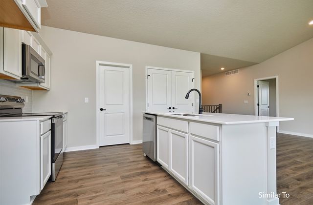 1705 20th Avenue SE, Altoona, IA 50009