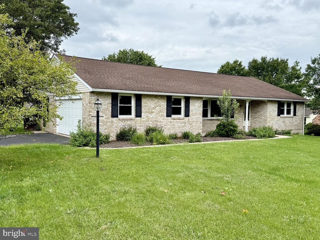 2911 FEDERAL #, GILBERTSVILLE, PA 19525 — exterior
