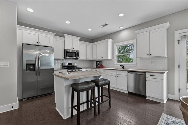 35 Bridgestone Way SE, Cartersville, GA 30120