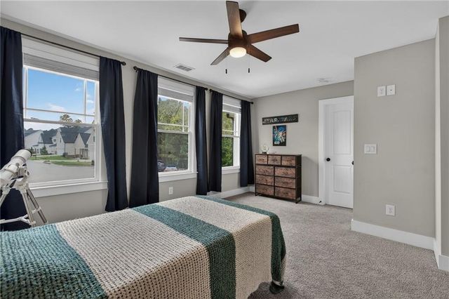 35 Bridgestone Way SE, Cartersville, GA 30120