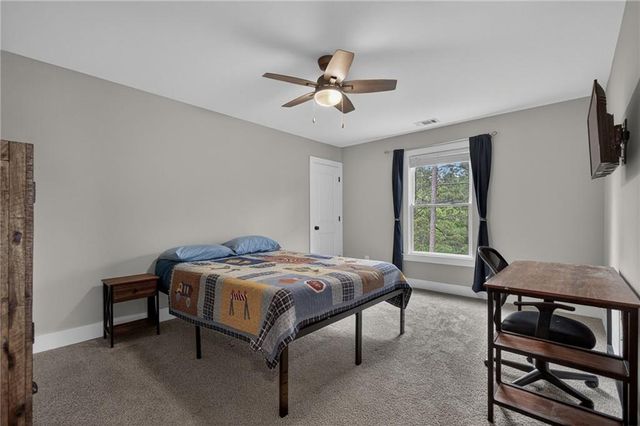 35 Bridgestone Way SE, Cartersville, GA 30120