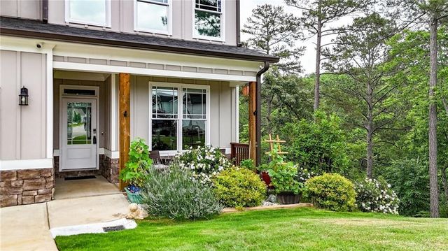 35 Bridgestone Way SE, Cartersville, GA 30120
