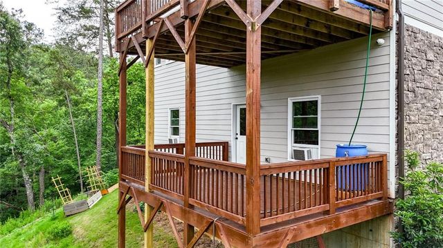 35 Bridgestone Way SE, Cartersville, GA 30120