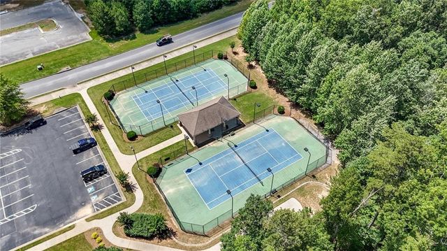 35 Bridgestone Way SE, Cartersville, GA 30120