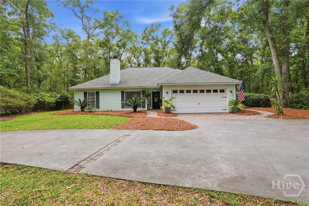 1810 Belle Island Road, Richmond Hill, GA 31324