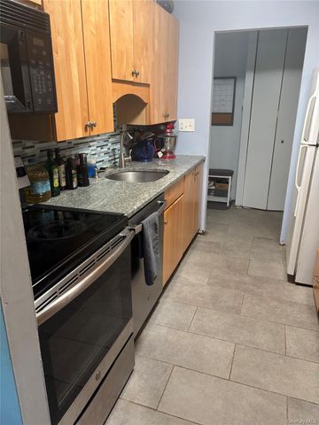 115 sterling Street 115, Beacon, NY 12508