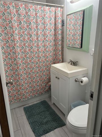 115 sterling Street 115, Beacon, NY 12508
