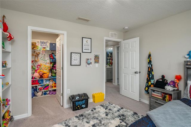 1517 AXEL CIRCLE, Winter Haven, FL 33880