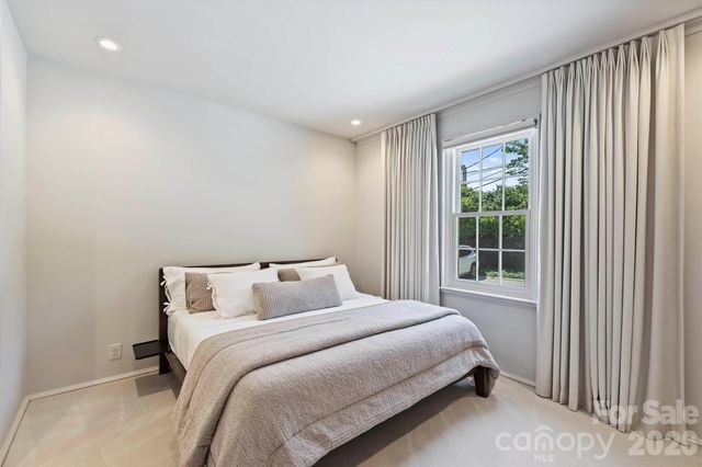930 Ardsley Road 2, Charlotte, NC 28207