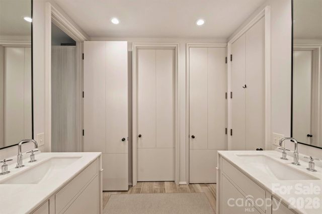 930 Ardsley Road 2, Charlotte, NC 28207