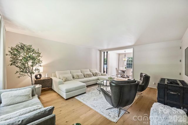 930 Ardsley Road 2, Charlotte, NC 28207