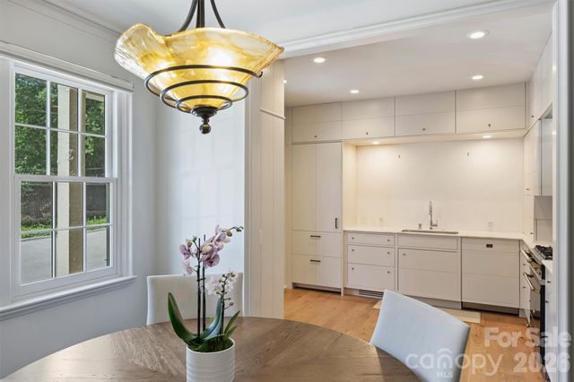930 Ardsley Road 2, Charlotte, NC 28207