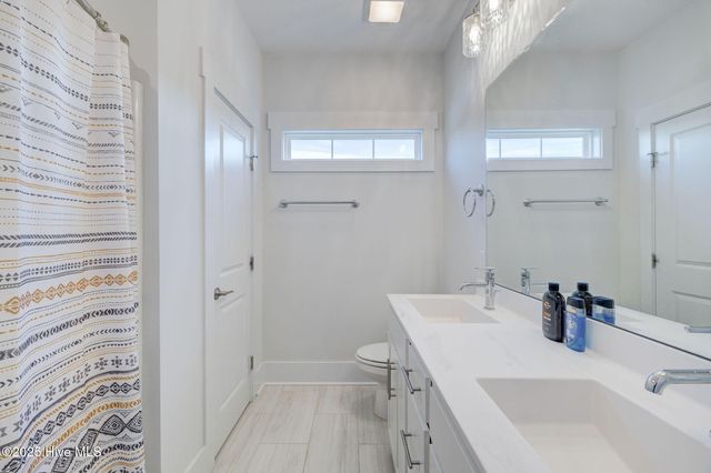 6508 Oak Canopy Drive, Wilmington, NC 28409