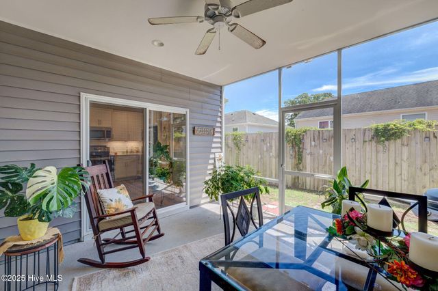 6508 Oak Canopy Drive, Wilmington, NC 28409