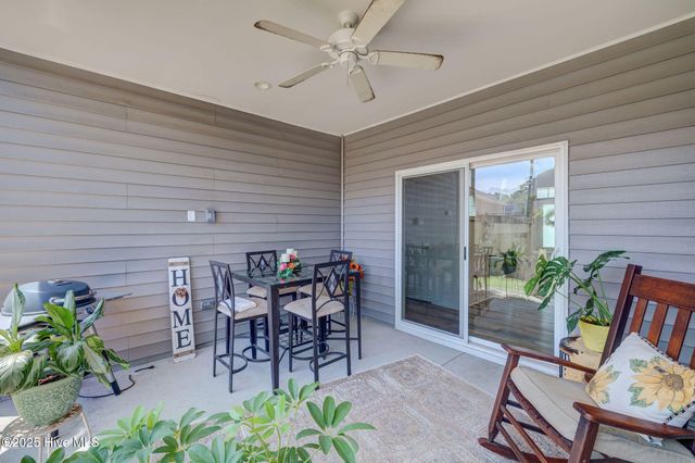 6508 Oak Canopy Drive, Wilmington, NC 28409