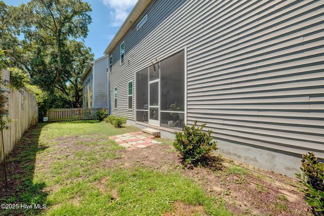 6508 Oak Canopy Drive, Wilmington, NC 28409