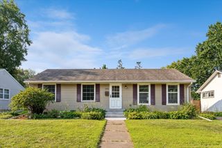 334 Emerson Avenue W, West Saint Paul, MN 55118