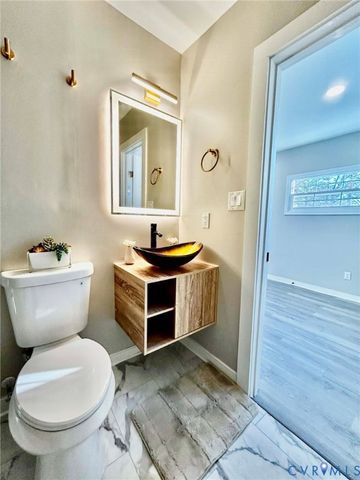 5613 Heywood Rd, Richmond, VA 23224