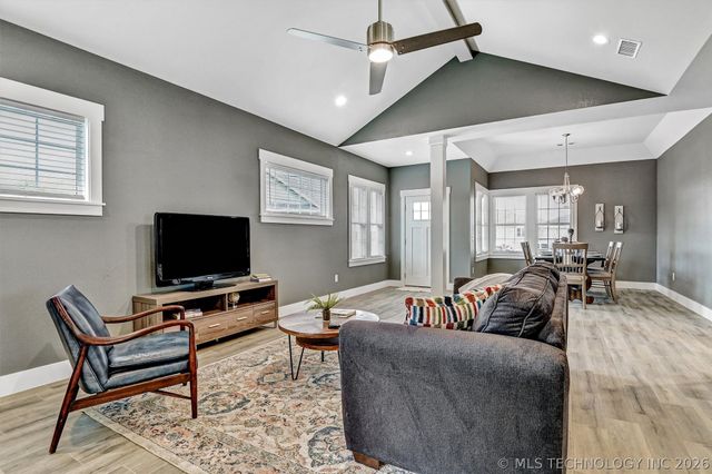 1178 Wild Indigo Circle, Calera, OK 74730