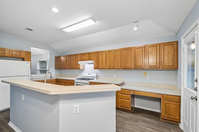 205 Cavalry TRL, Elgin, TX 78621