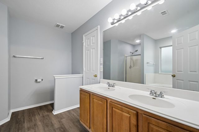 205 Cavalry TRL, Elgin, TX 78621