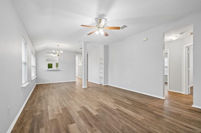 205 Cavalry TRL, Elgin, TX 78621