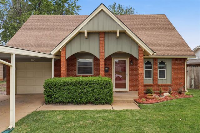 703 Crestmoor Drive, Moore, OK 73160