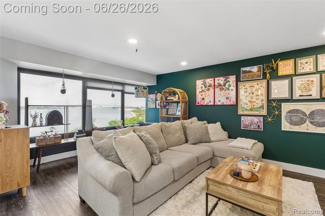 1001 W Jefferson Avenue 300-7H, Detroit, MI 48226