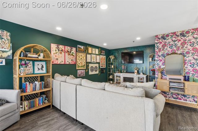 1001 W Jefferson Avenue 300-7H, Detroit, MI 48226