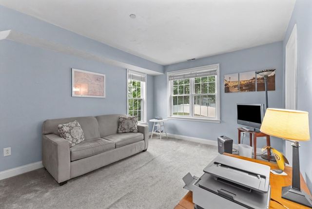 67 N Quinsigamond Ave 18, Shrewsbury, MA 01545